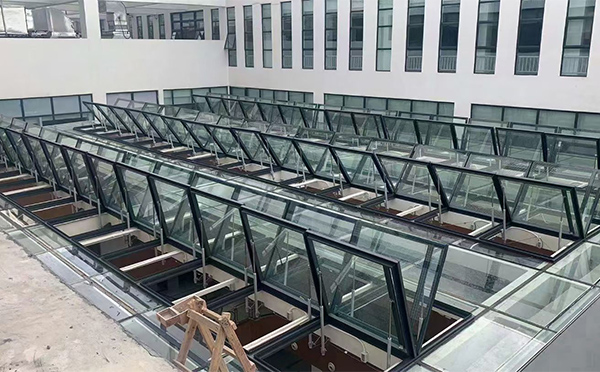 百安科技有限公司近期奇台排烟窗项目案例分享 百安科技有限公司近期奇台排烟窗项目案例分享