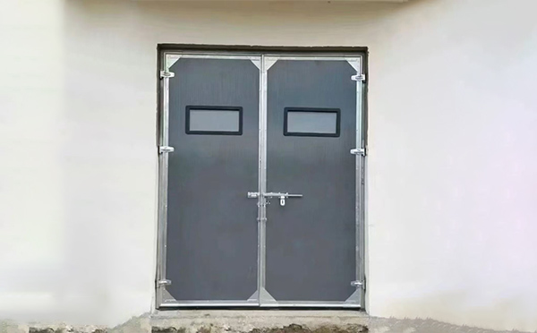 奇台工业门在高温作业区域的运行表现